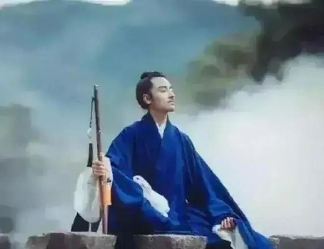 出行提示_保护自身正气方法_国庆出行避邪技巧