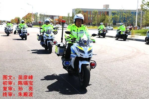 出行提示_道路交通事故行人盲区_大型车辆盲区避免方法