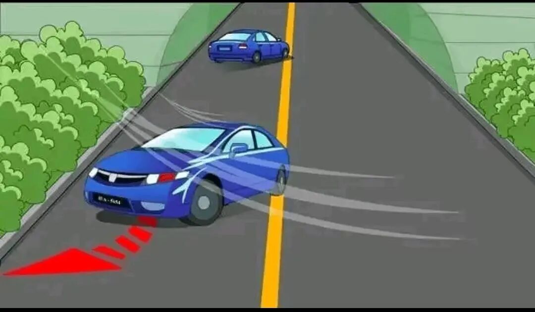 大风天气安全驾车_出行提示_紧闭车门防风沙