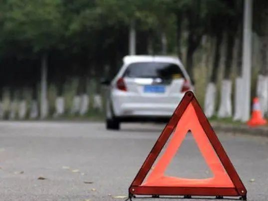 大雾天气出行安全_雾霾天行车注意事项_出行提示