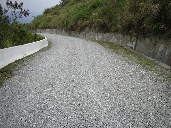 不同路况刹车法则_刹车技巧_路况
