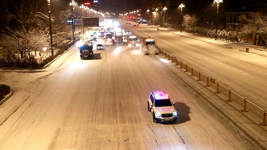 出行提示_哈尔滨雪天交通安全措施_哈尔滨冬季清冰雪工作方案