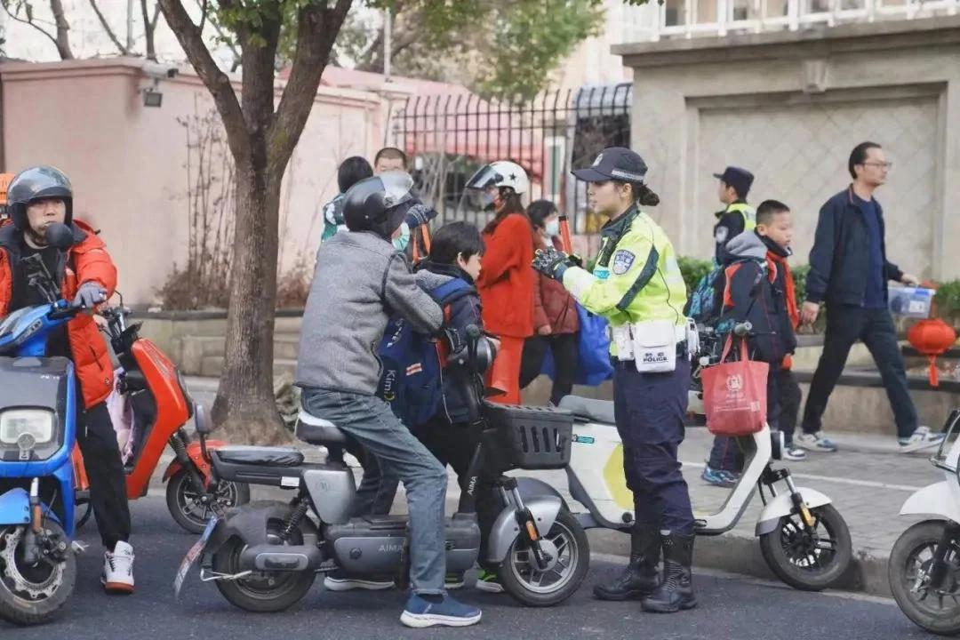 2025电动车新政策_电动车合法上路车型_禁行