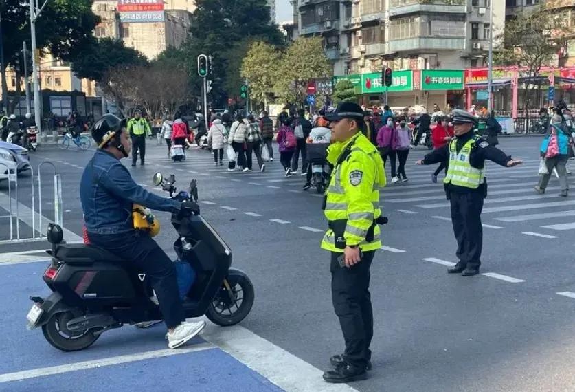 禁行_电动车合法上路车型_2025电动车新政策
