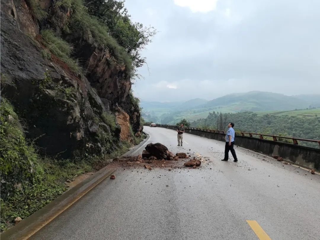雨季汛期交通安全提示_出行提示_石林县雨季道路隐患点