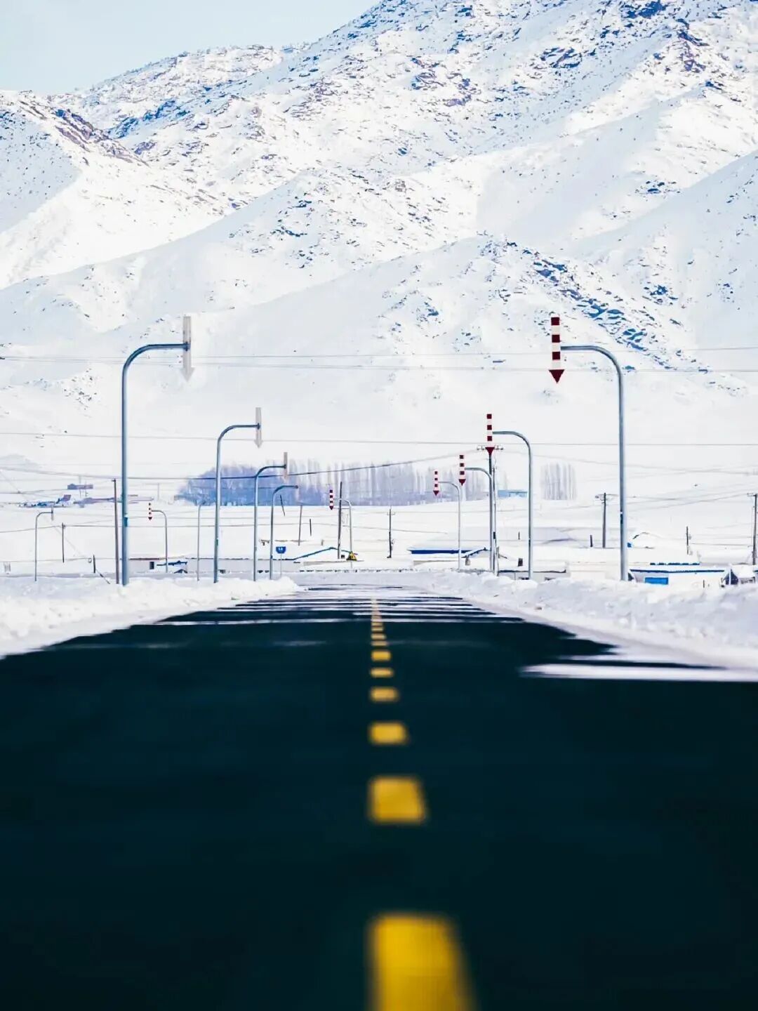 元旦假期交通出行安全提示_乌斯太元旦天气预报及路况信息_出行提示