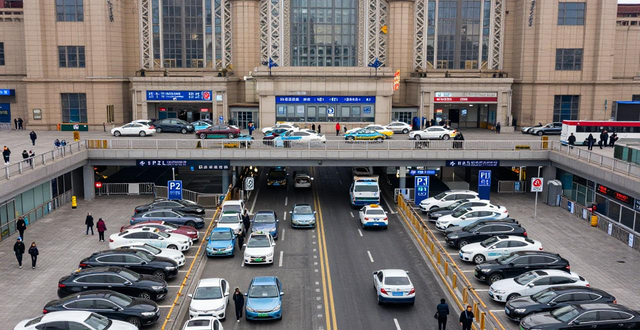 北京南站春运出行攻略_北京西站接送站落客位置_出行提示