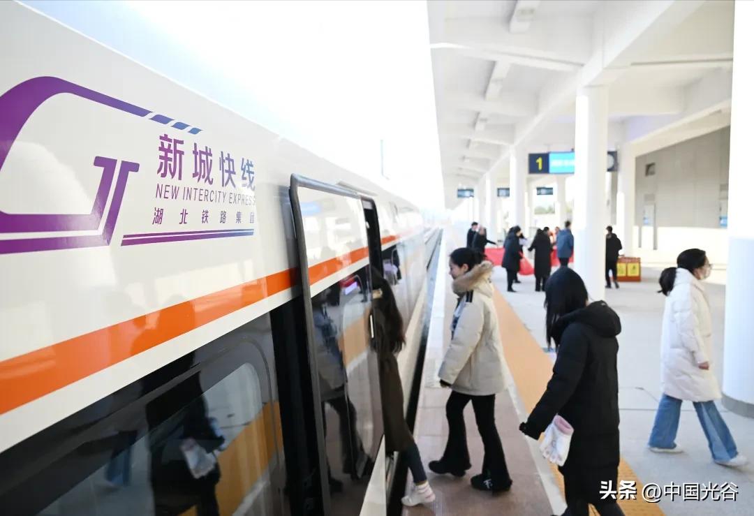 出行提示_寒潮天气安全出行_雨雪天气交通出行提示