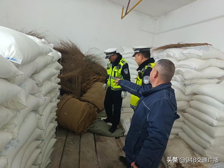 出行提示_车险快处暖心服务_寒潮大风低温雨雪冰冻