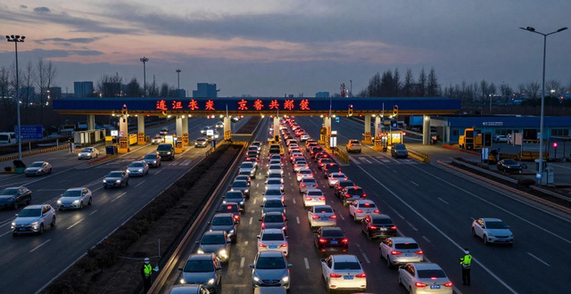 郑州春节返程高峰交通提示_出行提示_郑州雨雪天气驾车安全指南